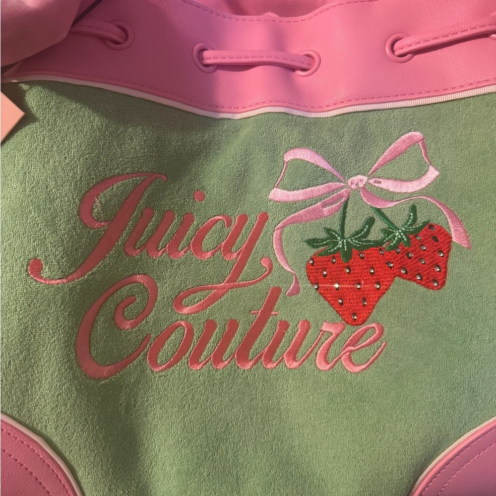 Juicy Couture Strawberry daydreamer